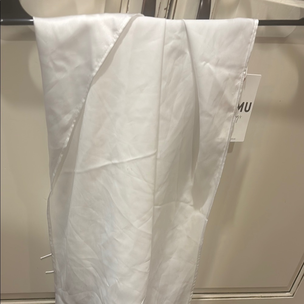 Elegant White Scarf